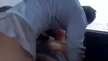 Desi chori ke chut ki seal phatne ki Tamil sexy picture