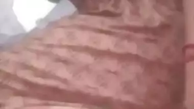 Today Exclusive- Bhabhi Boob Sucking By Dewar