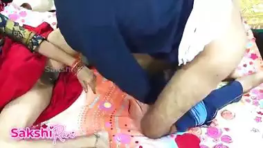 Indian Desi Hot Bhabi Sakshi Ki Chut Ki Garma Garam Chudai, Indian saree sex xxx video hindi dirty talk