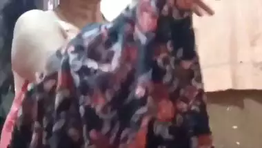 Mom and daughter nude viral Indian mms videos