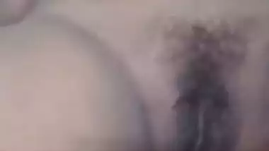 Desi horny aunty fingered hard