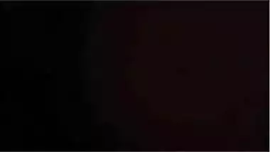 Hot chick masturbates in Indian gf porn movie 