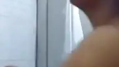 Today Exclusive- Bhabhi Showing Her Boobs On Video Call