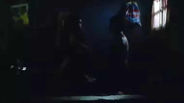 Actress Radhika Apte sex viral scene in sister midnight