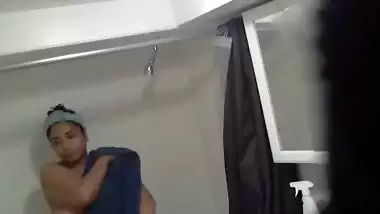 ???? Paki Bhabhi In Shower - Movies.