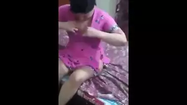 Nepali bhabhi first time sex with servant