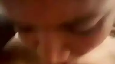 Viral sex video of an 18-year-old teen riding like a slut