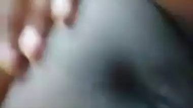 Kolkata milf shows boobs and pussy on Desi video call sex