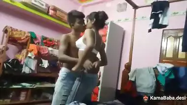 A 19-year-old girl enjoys romantic sex with BF